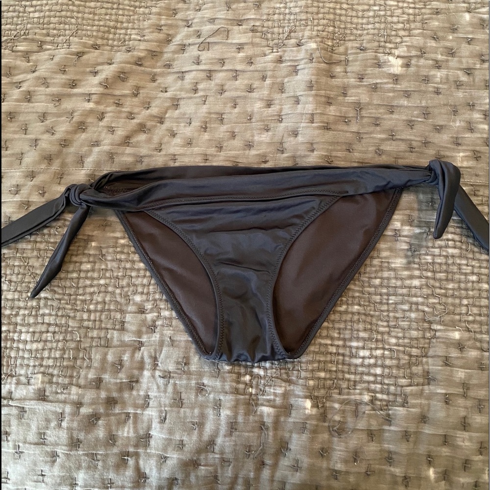 Victoria’s Secret black side tie bikini bottoms